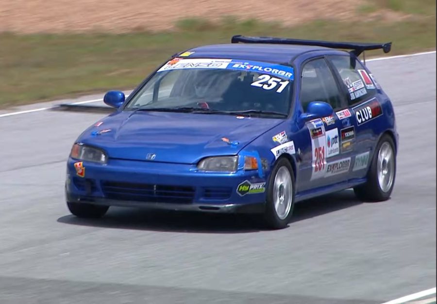 Car 251 through the corner